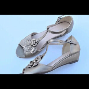 Beautiful Gelati sandals